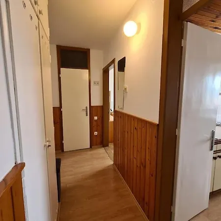 70s Yugo Flat Appartement